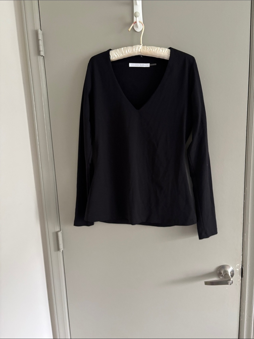 Susana Monaco V-Neck Long Sleeve Top Black Large